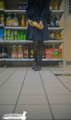 张本智和向庄智渊深深一鞠躬