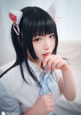 黎小田